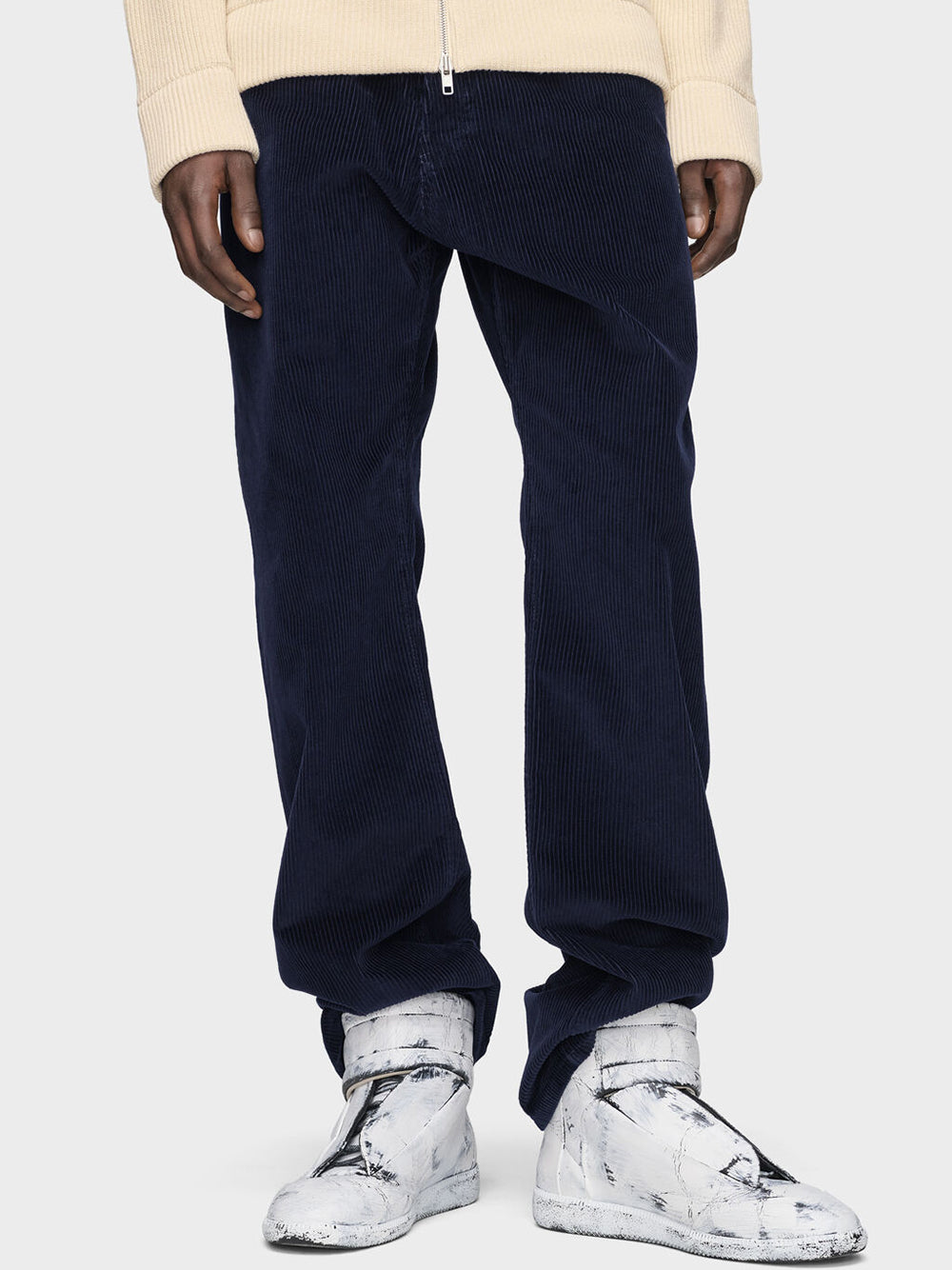 FUTURE MID-TOP