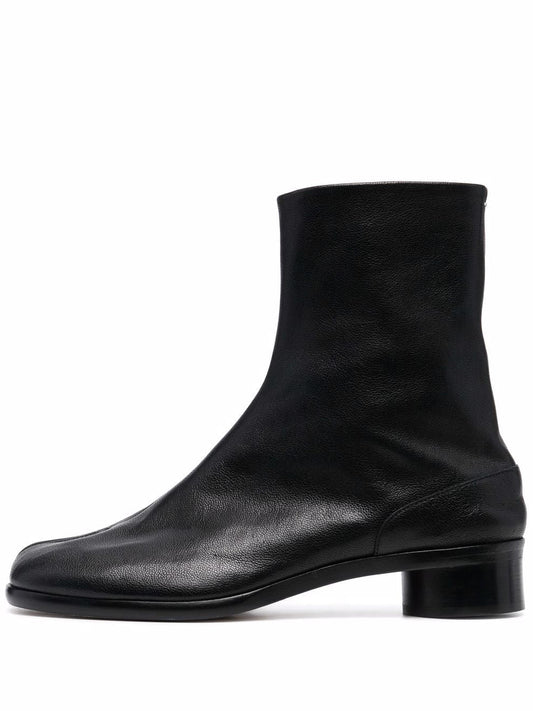 MAISON MARGIELA-TABI ANKLE BOOTS H30-