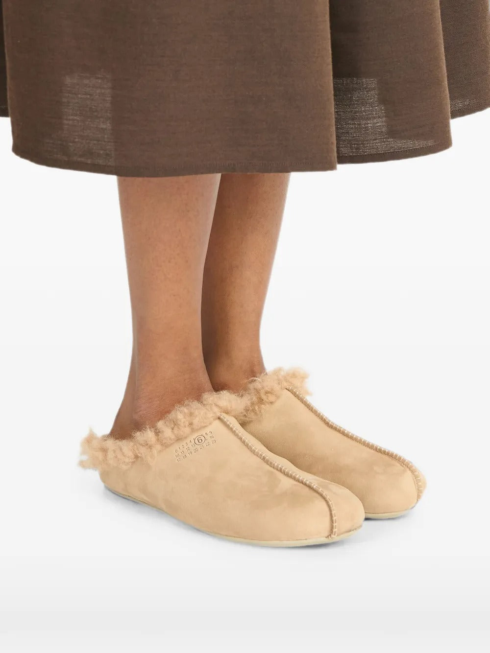 SLIPPER