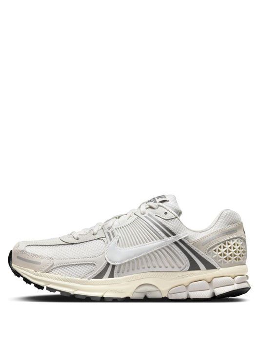 NIKE-NIKE ZOOM VOMERO 5-