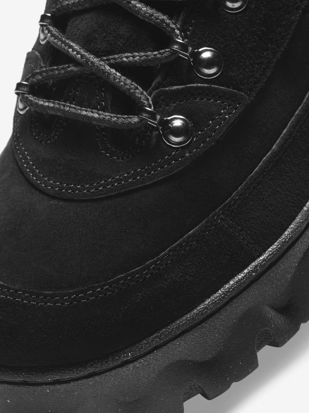 W NIKE LAHAR LOW