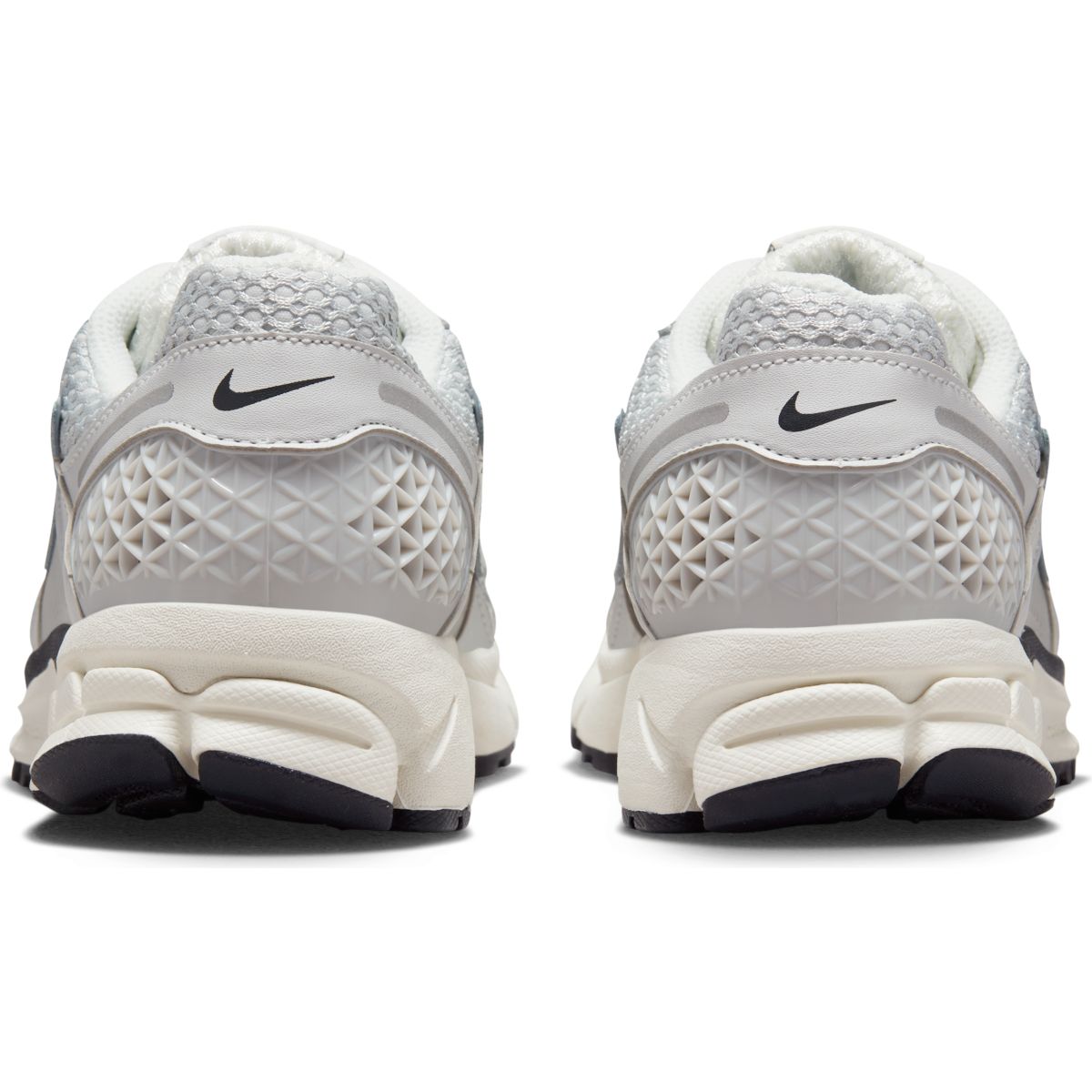 NIKE-W NIKE ZOOM VOMERO 5-