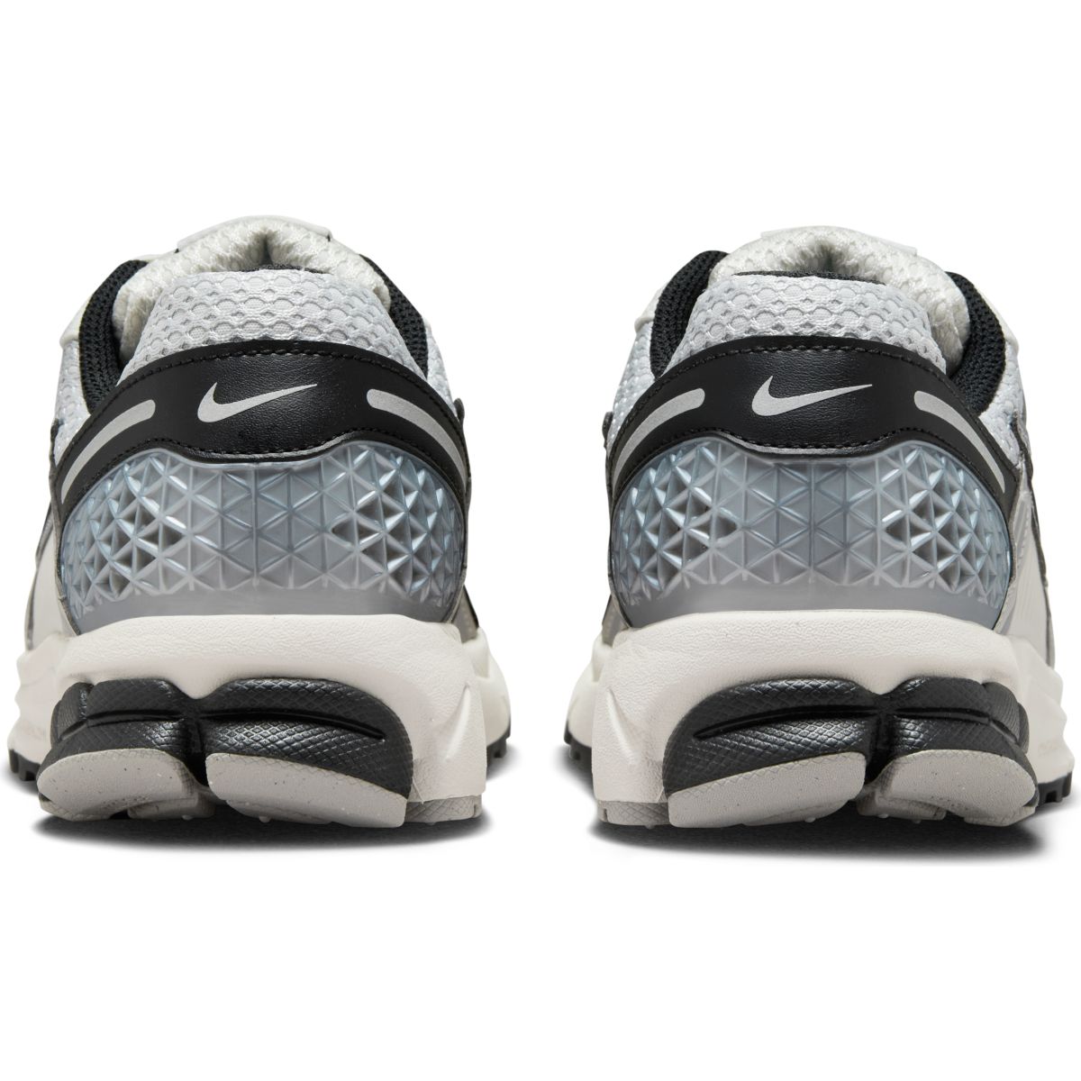 NIKE-W NIKE ZOOM VOMERO 5-