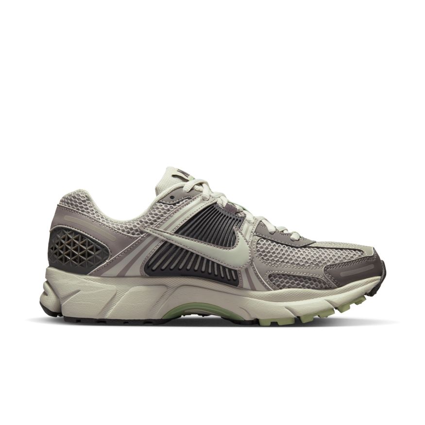 NIKE-W NIKE ZOOM VOMERO 5-FB8825 001