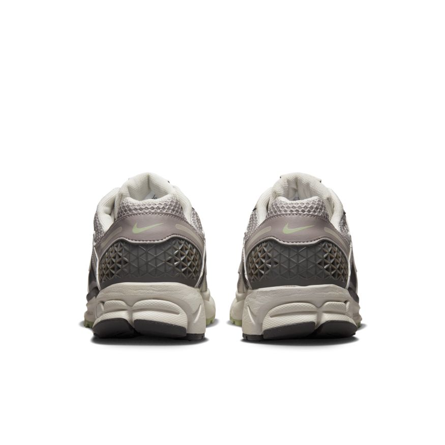 NIKE-W NIKE ZOOM VOMERO 5-FB8825 001