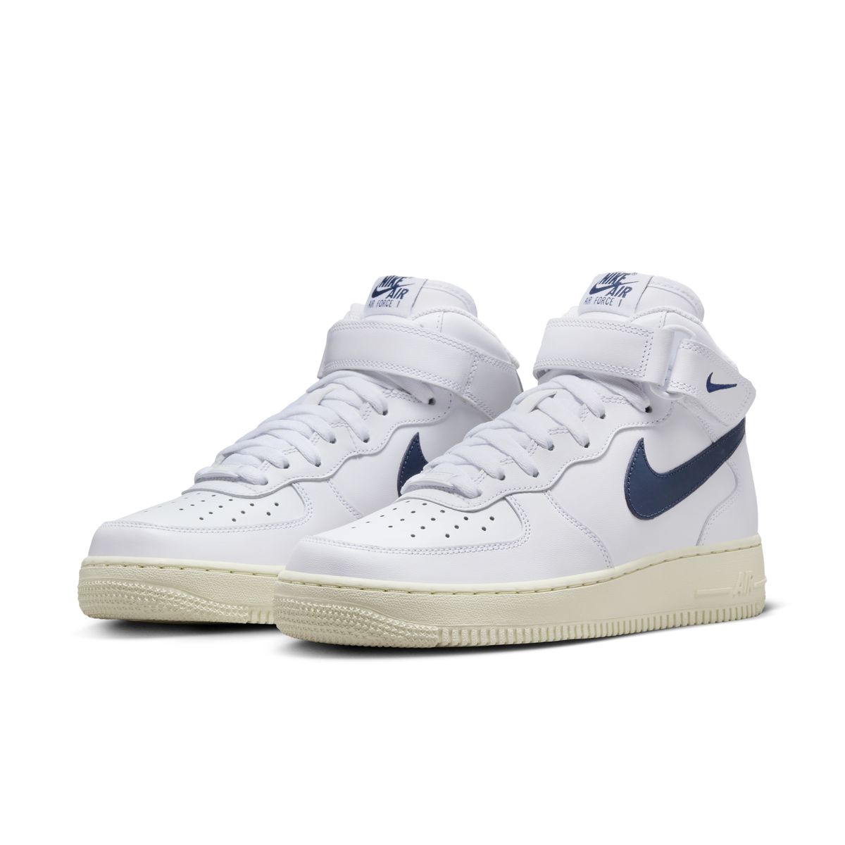 NIKE-WMNS AIR FORCE 1 `07 MID-DD9625 105