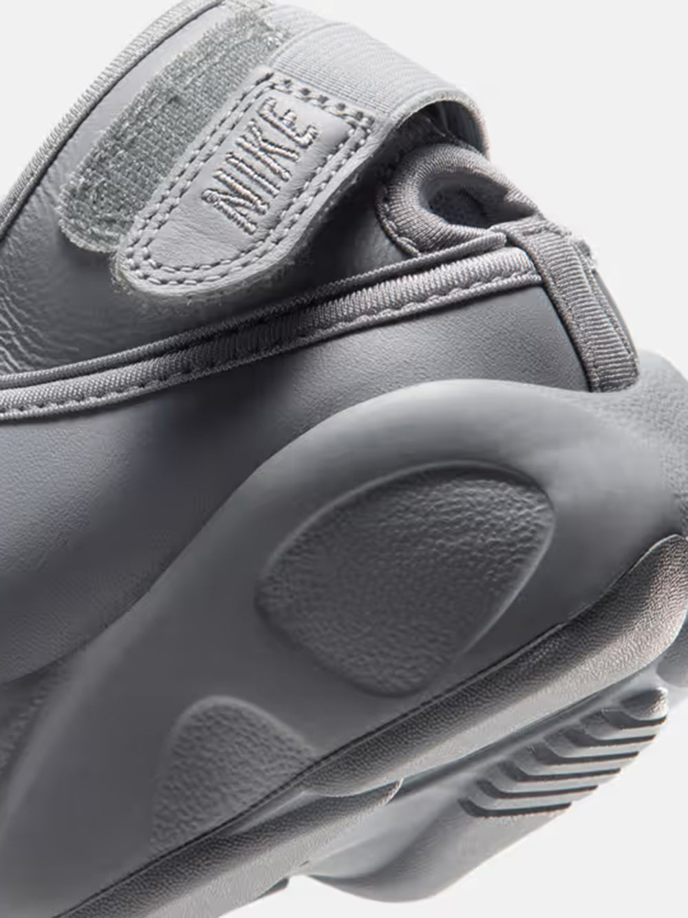 WMNS NIKE AIR RIFT