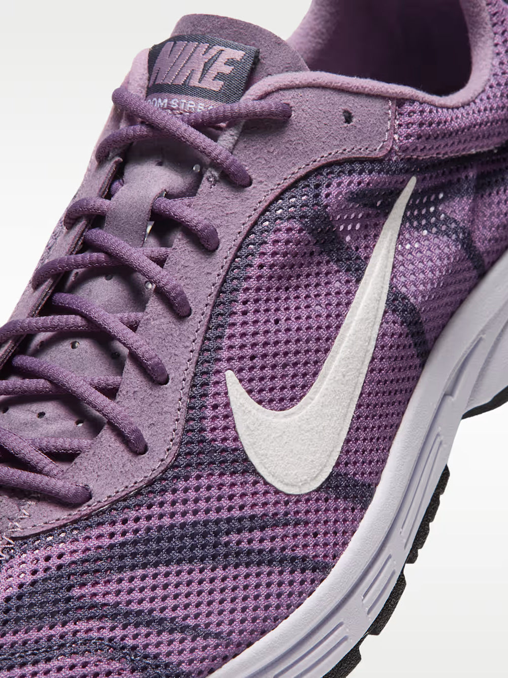 ZOOM STREAK 3