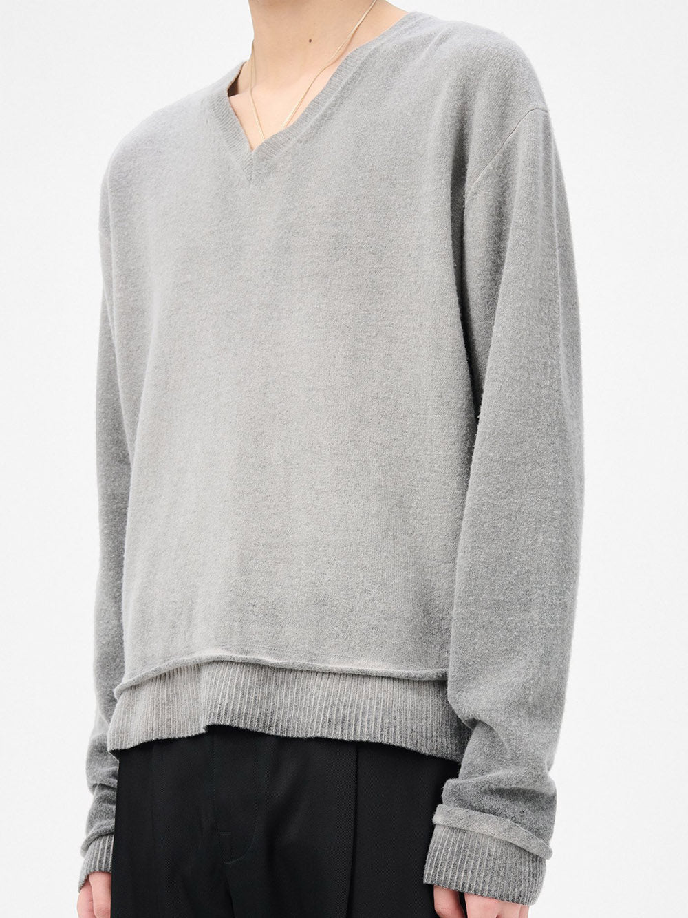 【OUR LEGACY】RUE V-NECK 44 Our Legacy - Rue V-Neck Nori Green Cyclone Linen