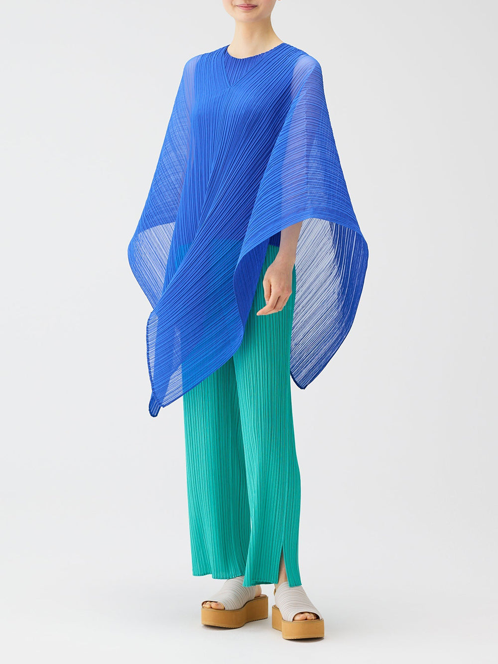 PLEATS PLEASE ISSEY MIYAKE-MADAME-T MAY-