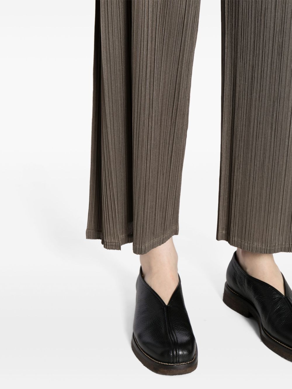 PLEATS PLEASE ISSEY MIYAKE-MONTHLY COLORS MARCH-