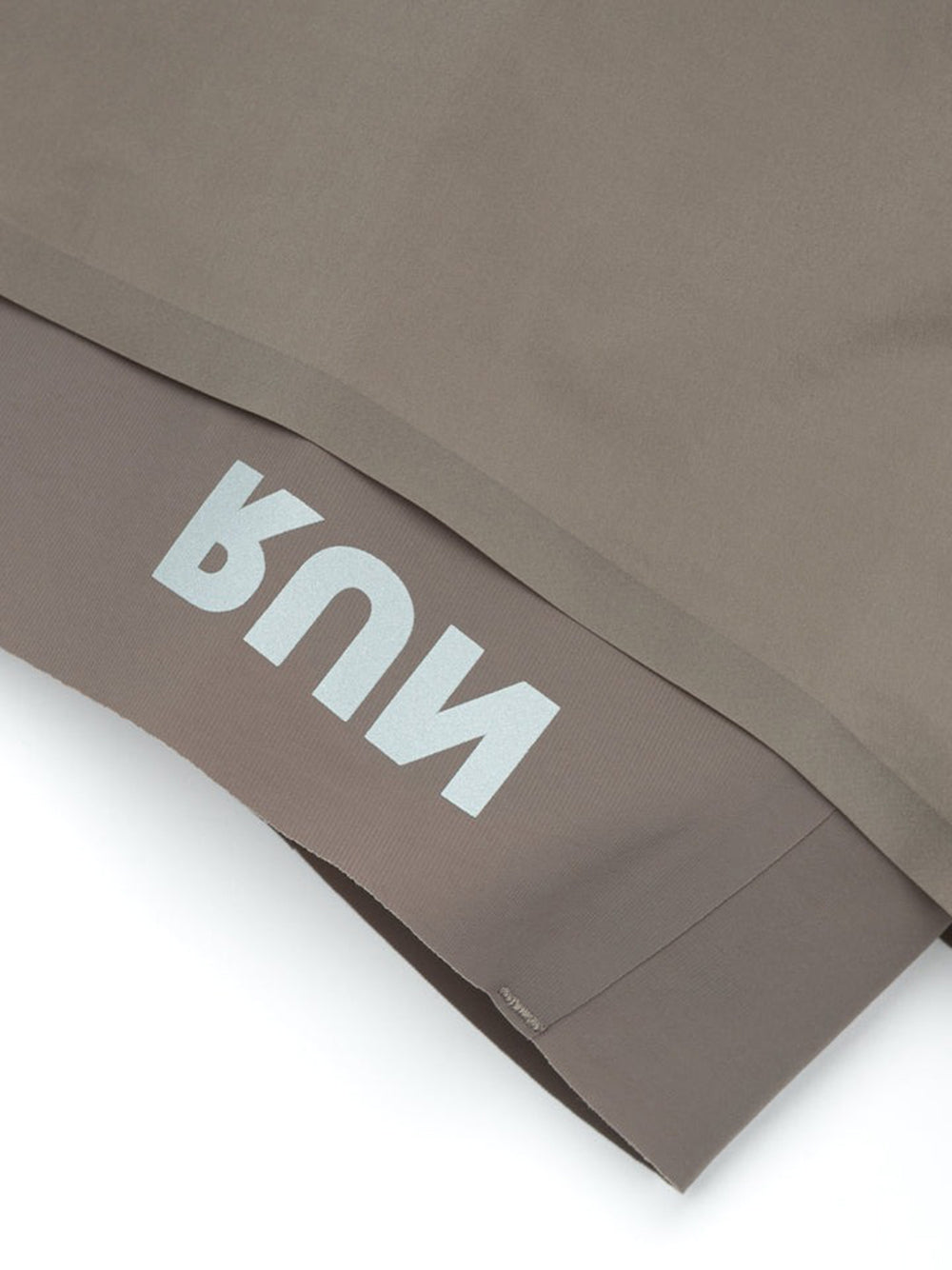 SATISFY-TechSilk 8" Shorts-