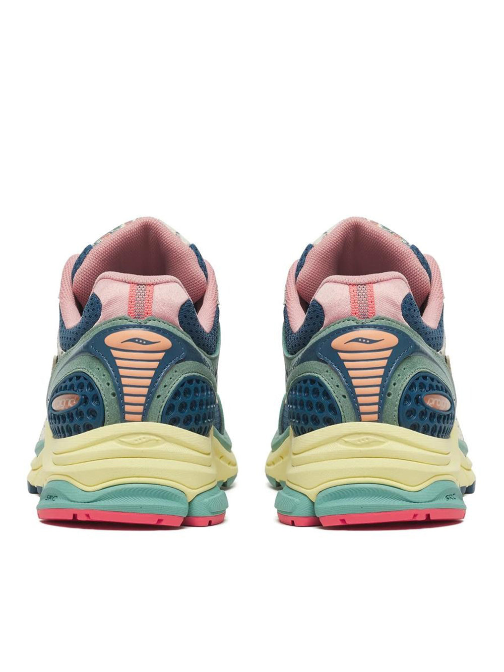 SAUCONY-PROGRID TRIUMPH 4-