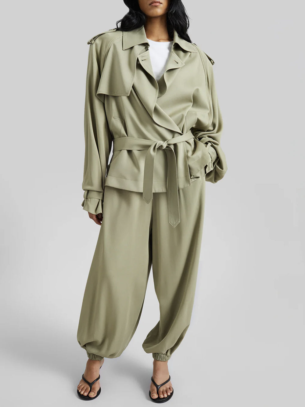 THE FRANKIE SHOP-ELVA FLUID SHORT TRENCH-