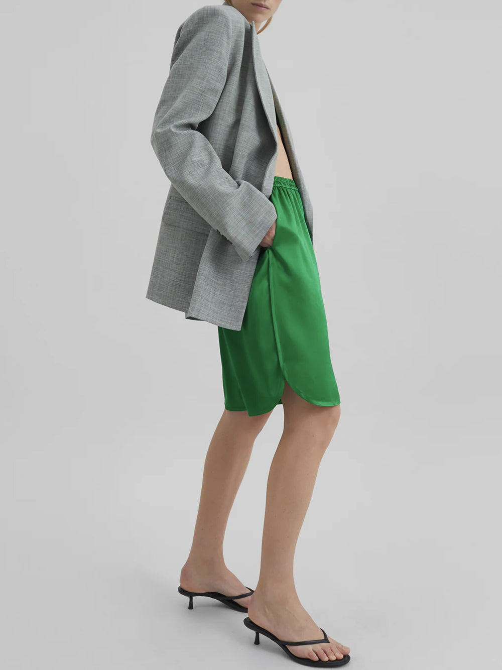 THE FRANKIE SHOP-NELIS SATIN BERMUDA SHORTS-