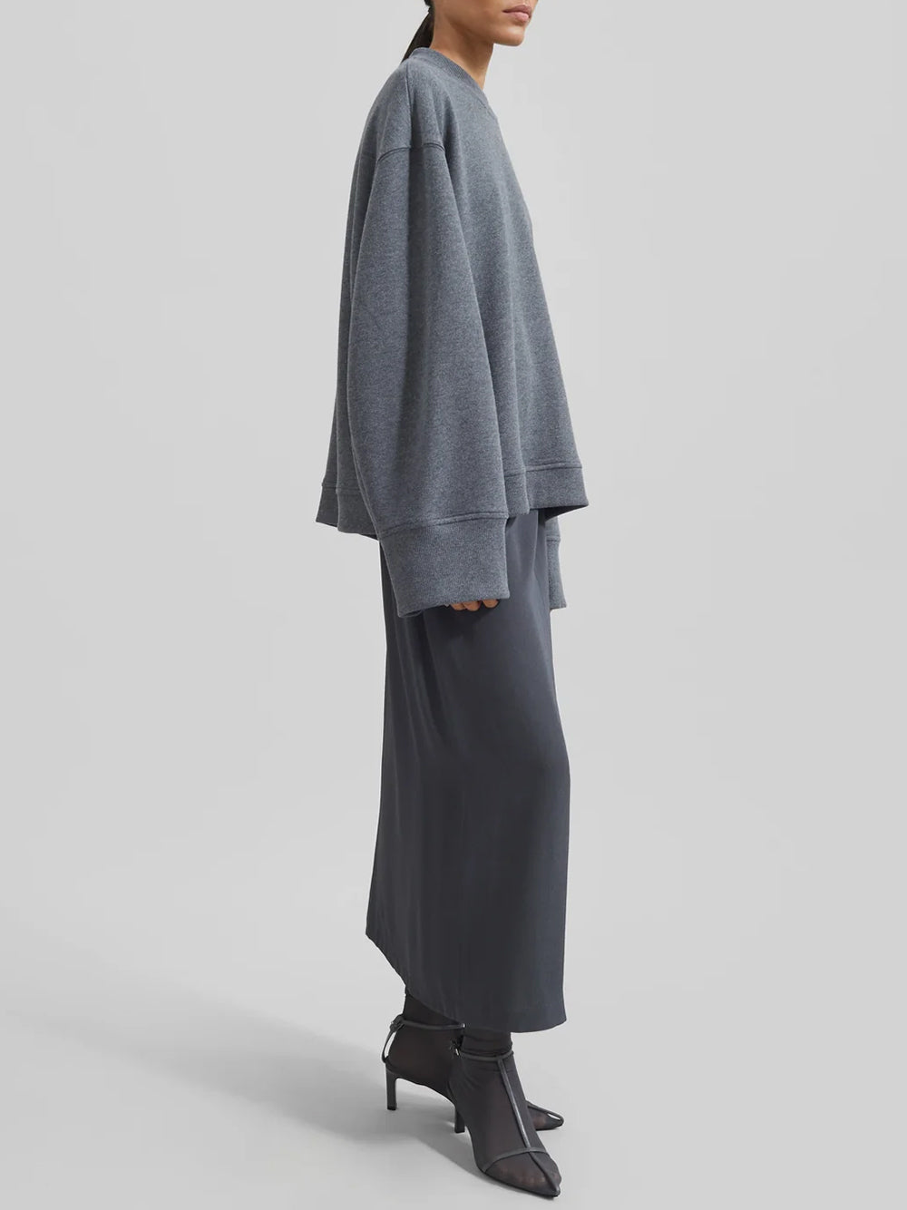 THE FRANKIE SHOP-TALIA SWEATSHIRT-