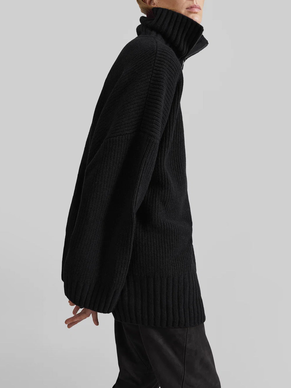 VEDA OVERSIZED ZIP