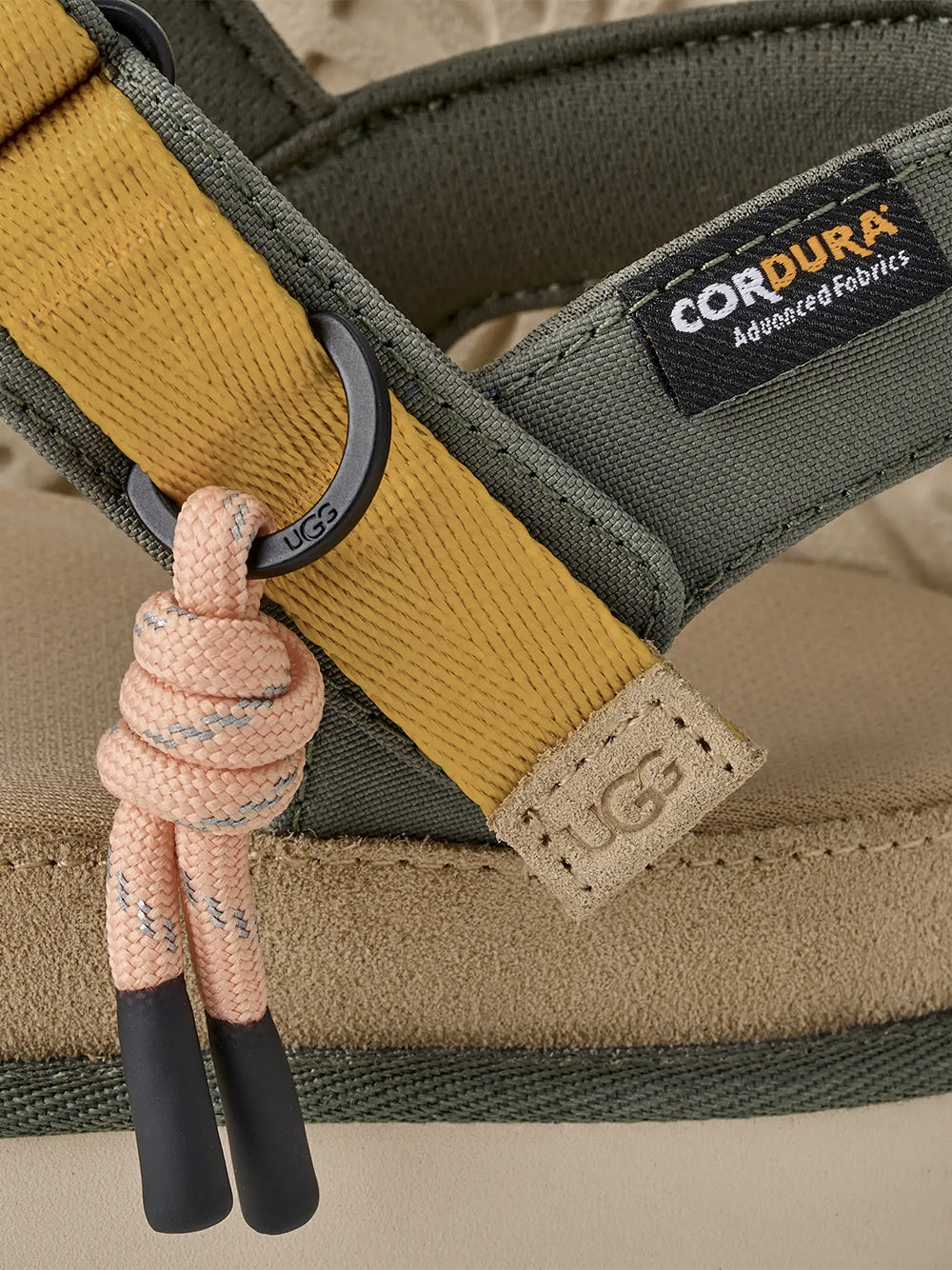 UGG-W GOLDENSTAR WILDWOOD-